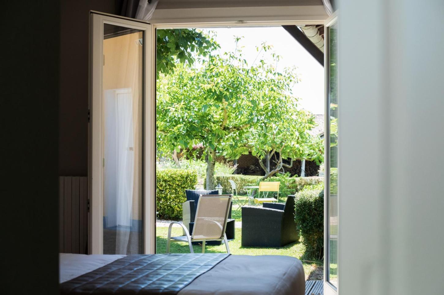 Le Relais Des Tuileries Hotel Sereilhac Kültér fotó