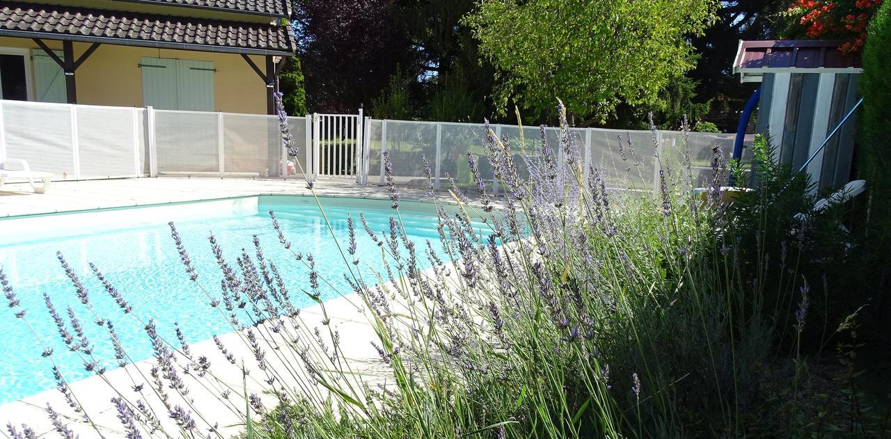 Le Relais Des Tuileries Hotel Sereilhac Kültér fotó